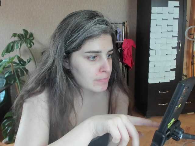 Roselina online show from August 17, 1:49 pm