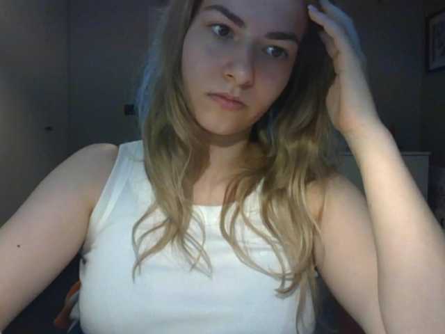 RosieJune online show from July 30, 10:11 am