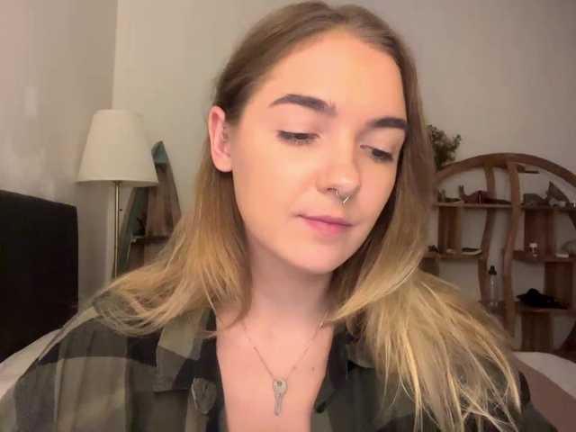 RoxyHorny online show from June 23, 4:19 pm