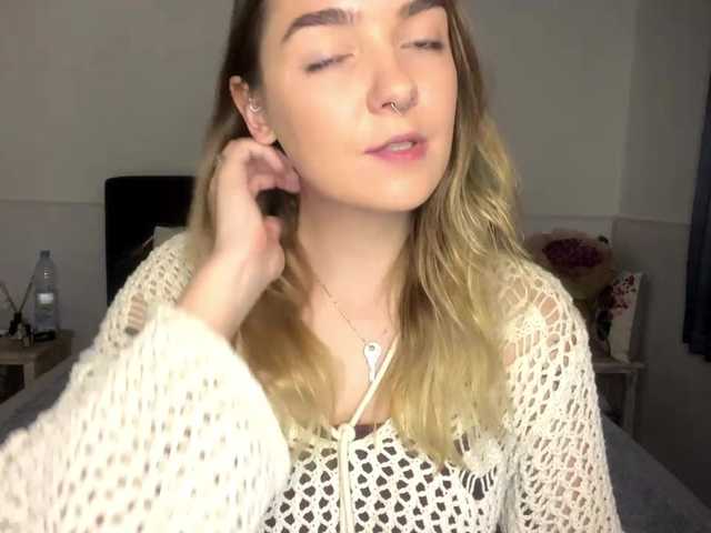 RoxyHorny online show from July 30, 3:19 pm