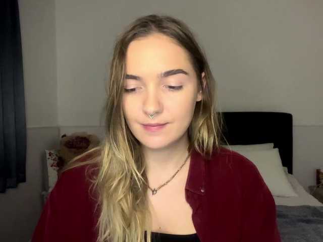 RoxyHorny online show from August 2, 4:58 pm