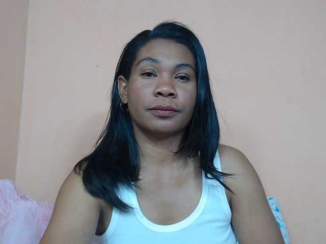 Rsylvie online show from August 10, 6:53 pm