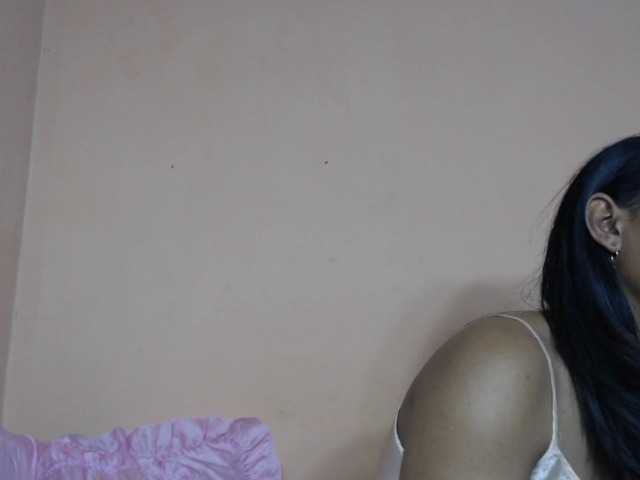 Rsylvie online show from August 11, 4:36 am