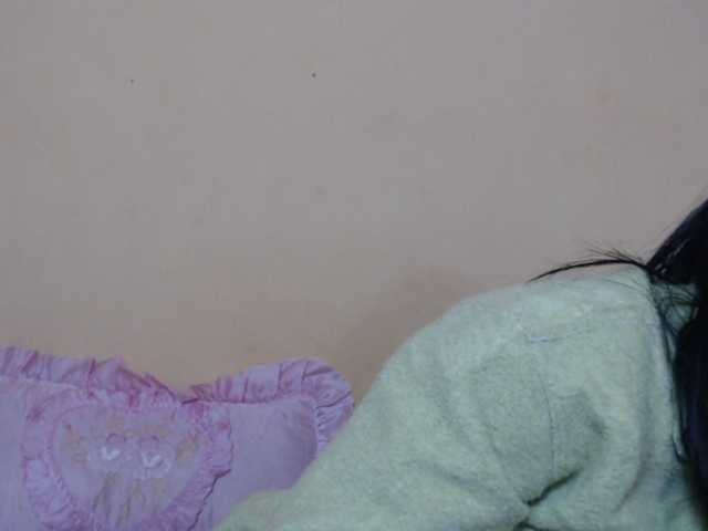 Rsylvie online show from August 13, 6:33 pm