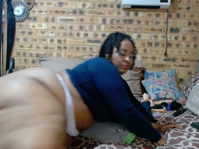 RubyBooty online show from July 29, 5:14 am