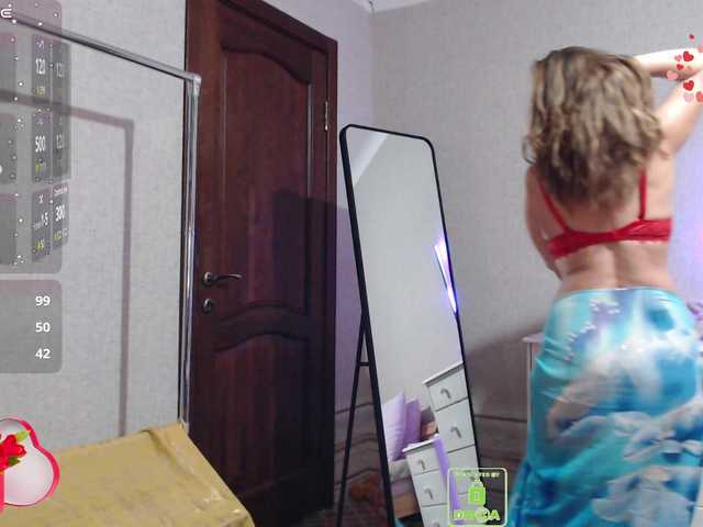 RussellTara online show from August 13, 8:34 pm