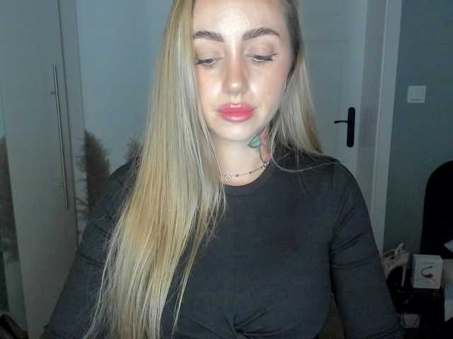 SEXYcoralie online show from August 13, 3:04 pm