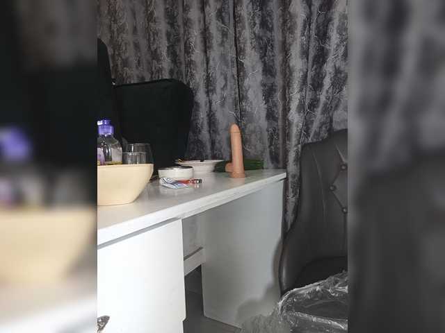 SExyNicole17 online show from August 7, 8:53 pm