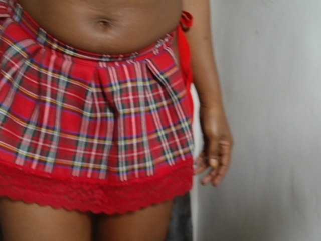 SExyNicole17 online show from August 11, 7:16 pm