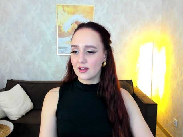 SabrinaCandi online show from July 6, 11:19 pm
