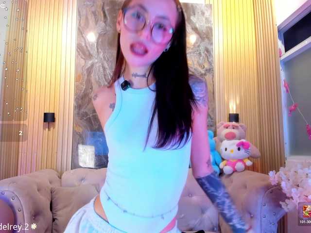 Sabrinaa1 online show from August 3, 9:33 pm