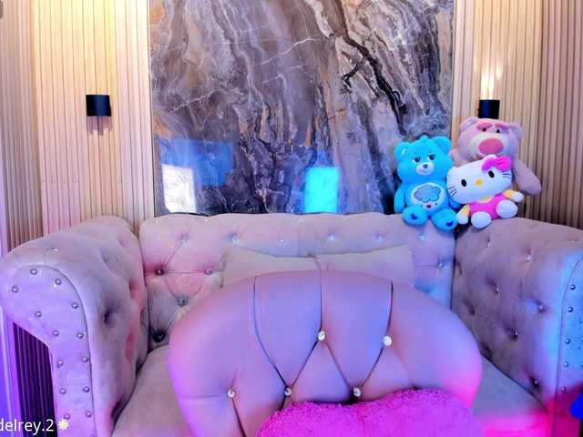 Sabrinaa1 online show from August 5, 8:07 pm