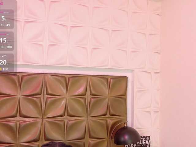 SaharaBailey online show from August 5, 8:29 pm