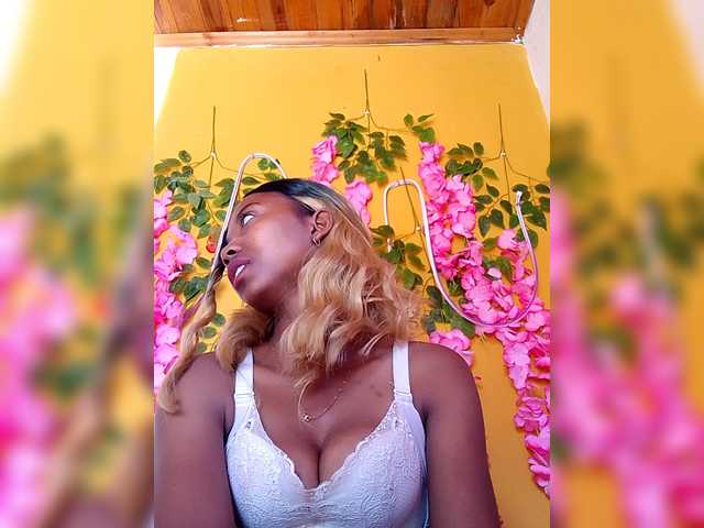 Sahsahsexy online show from August 12, 7:33 am