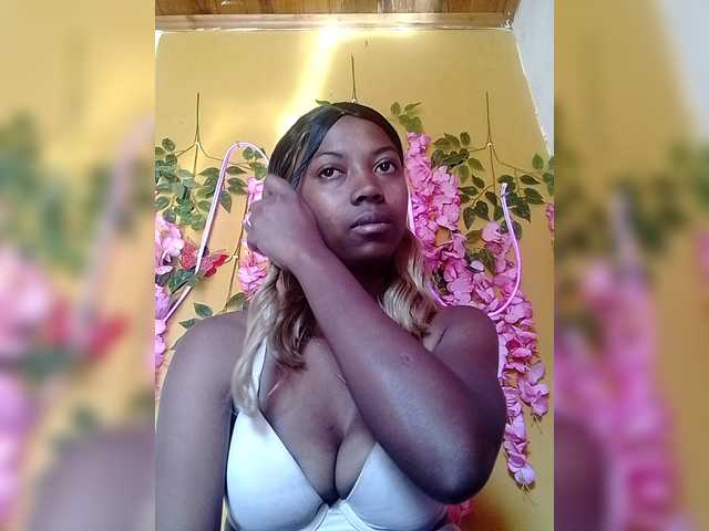 Sahsahsexy online show from August 14, 6:28 am