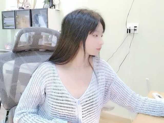 SakuraCN online show from August 12, 2:36 am