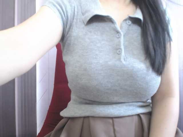 SalaChan online show from August 9, 2:01 am