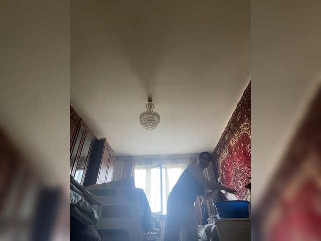 SaliiOnli online show from July 29, 7:59 am