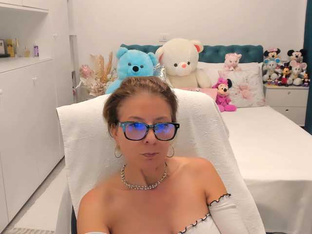 SalomeJade online show from August 4, 7:38 am