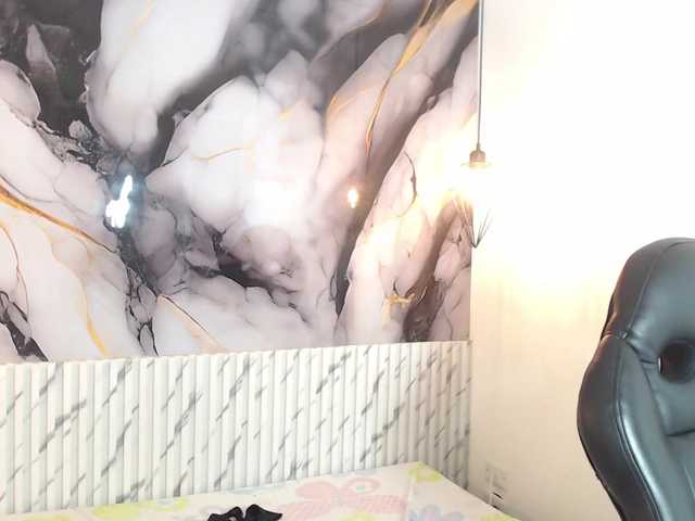 SamanthaLopez1 online show from August 15, 4:49 am
