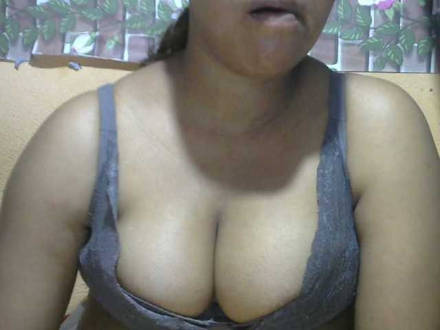 Sandiesexy online show from August 7, 10:37 am