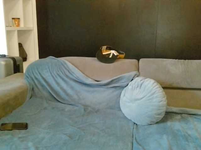 Sapphirevelvet online show from June 5, 4:39 am