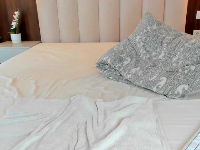 Saradiamond01 online show from July 30, 11:17 am