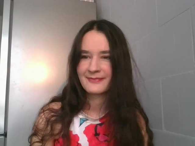 SarahCute online show from August 18, 2:56 pm