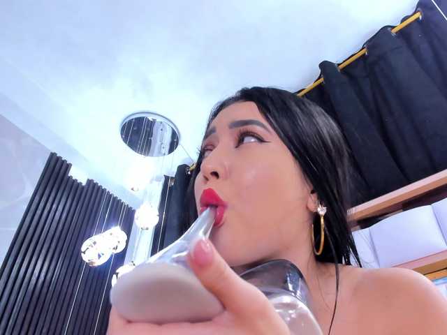 SarayRoyse online show from August 9, 9:49 pm