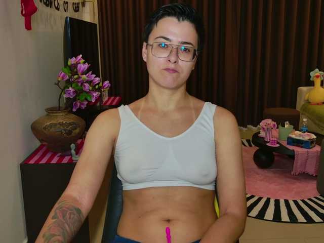 Sashanotfound online show from August 14, 11:41 pm