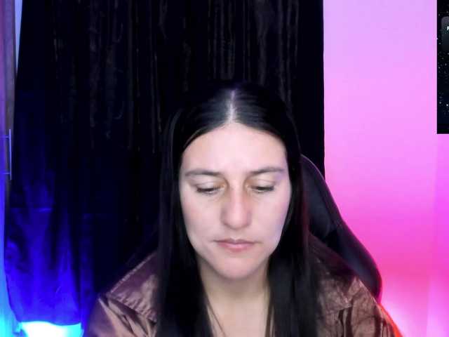 Saskyaajohnson online show from September 9, 3:42 pm
