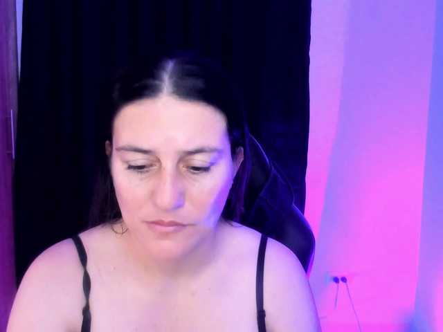 Saskyaajohnson online show from September 10, 2:49 pm