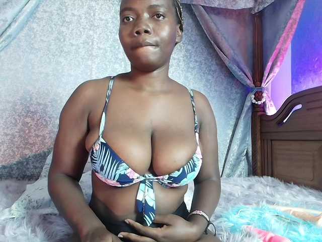 Sassychika online show from August 13, 5:27 pm