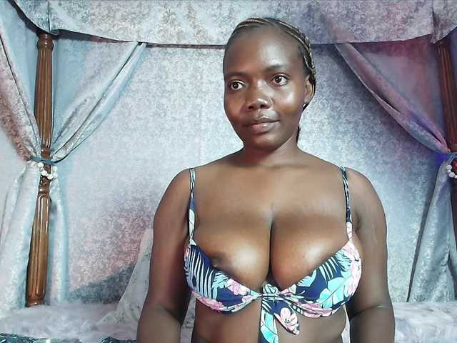 Sassychika online show from August 13, 9:51 pm