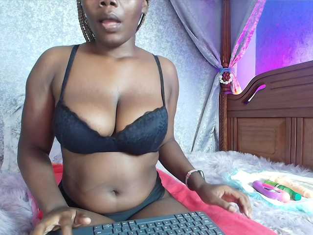 Sassychika online show from August 14, 12:20 pm
