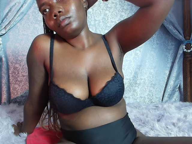 Sassychika online show from August 14, 9:29 pm