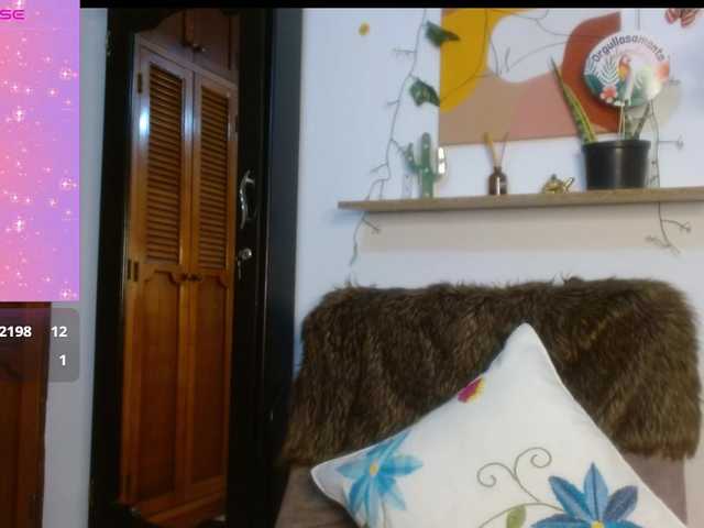 Scarlett22 online show from August 11, 2:24 am