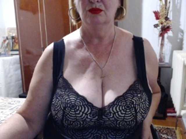 Secretfox online show from July 31, 2:56 pm
