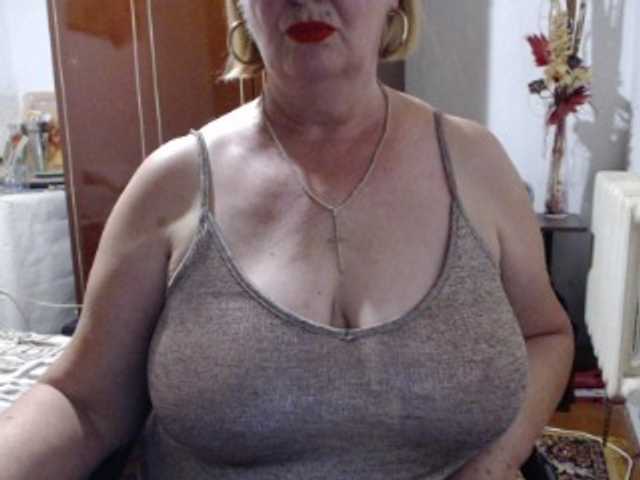 Secretfox online show from August 3, 10:44 am