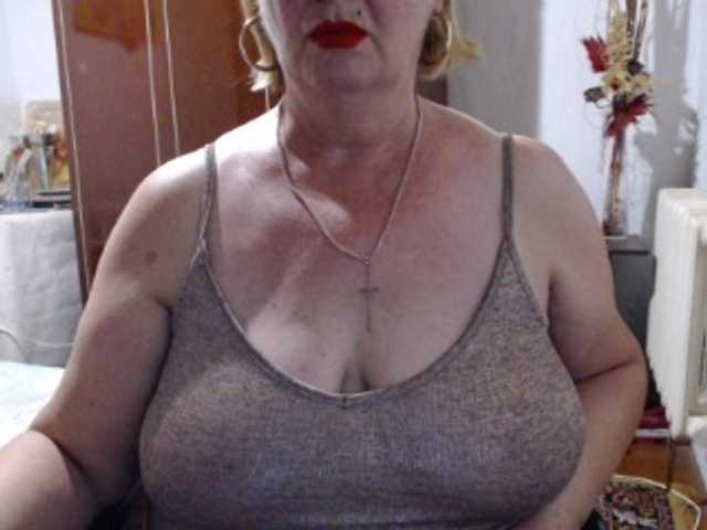 Secretfox online show from August 6, 9:03 pm