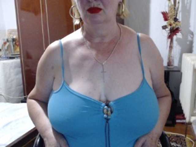Secretfox online show from August 10, 1:12 pm