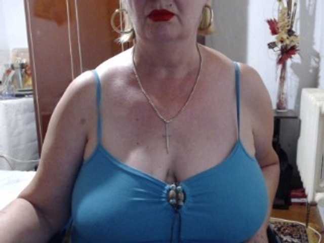 Secretfox online show from August 10, 8:54 pm