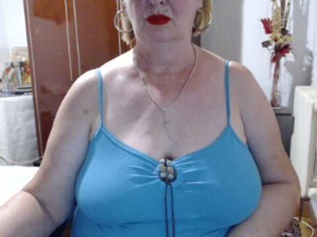 Secretfox online show from August 11, 1:13 pm