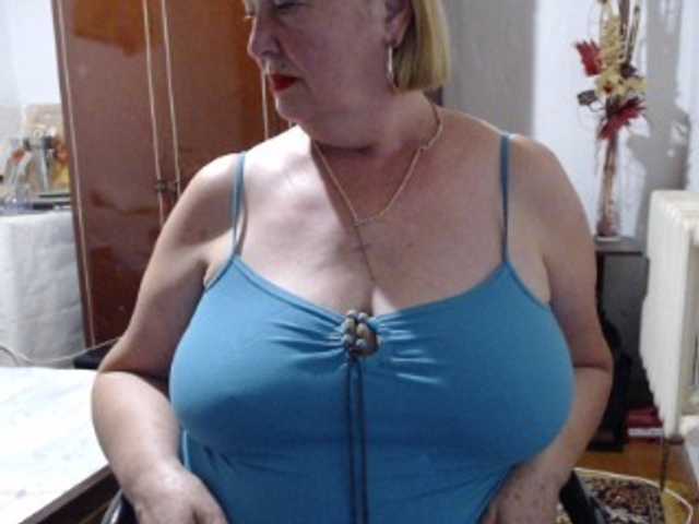 Secretfox online show from August 11, 7:16 pm