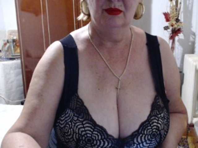 Secretfox online show from August 14, 9:24 am