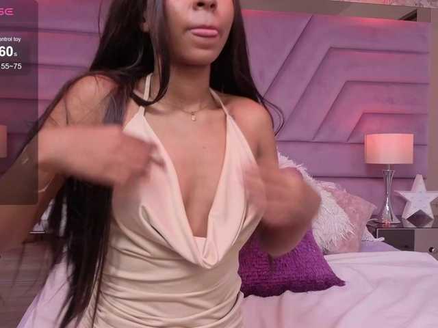 SeleneJackson online show from April 10, 5:33 am
