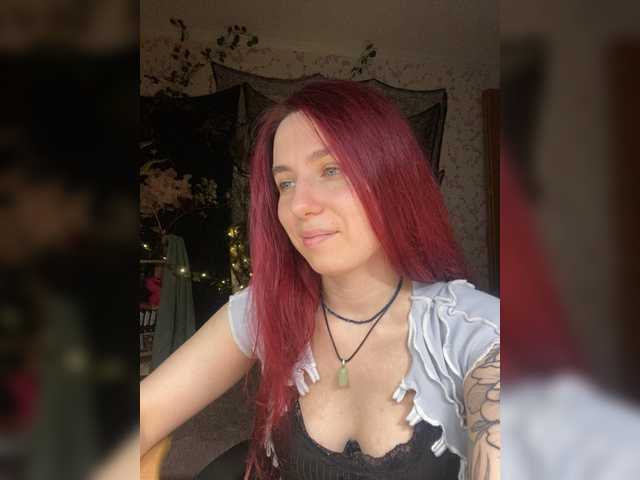 SelinaXylia online show from June 9, 6:47 pm