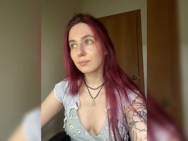 SelinaXylia online show from August 5, 10:13 am