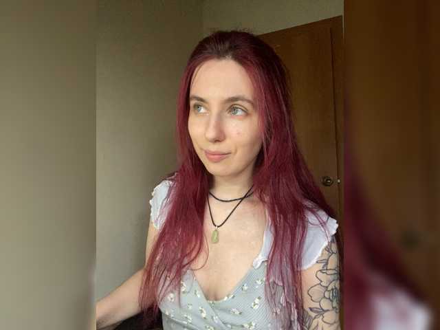SelinaXylia online show from August 5, 11:41 am