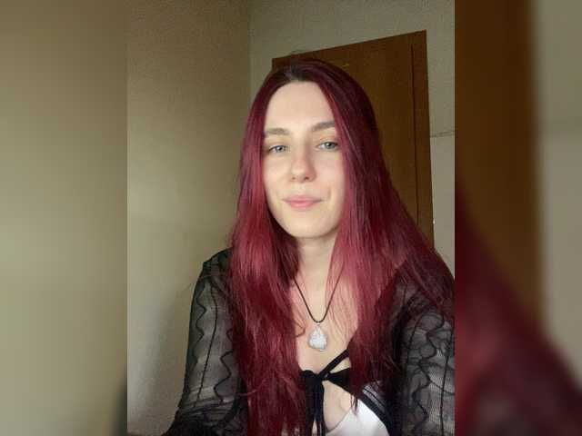 SelinaXylia online show from August 12, 4:42 pm